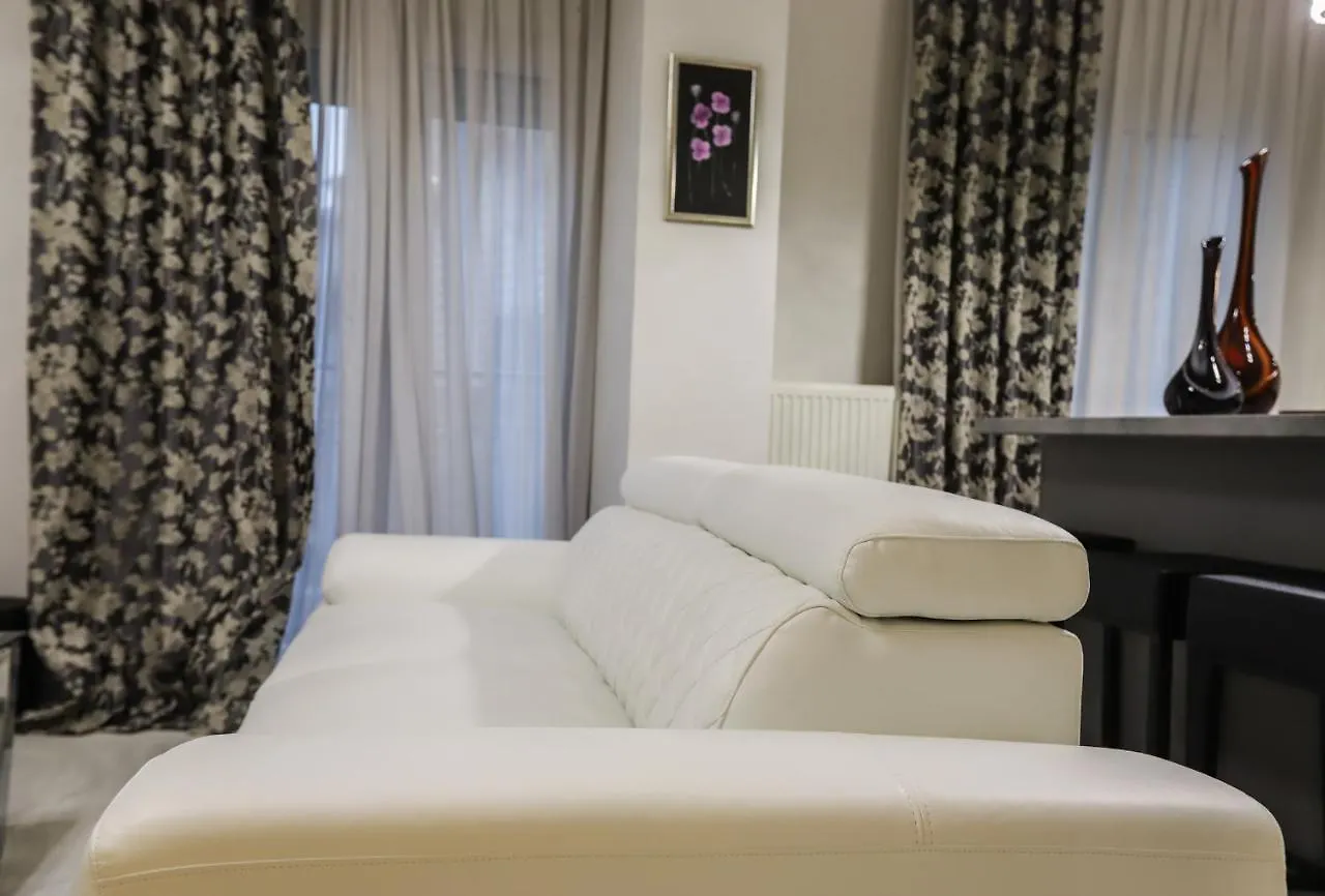 Erythrina #Colony_Deluxe_Suite Thessaloniki 0*,